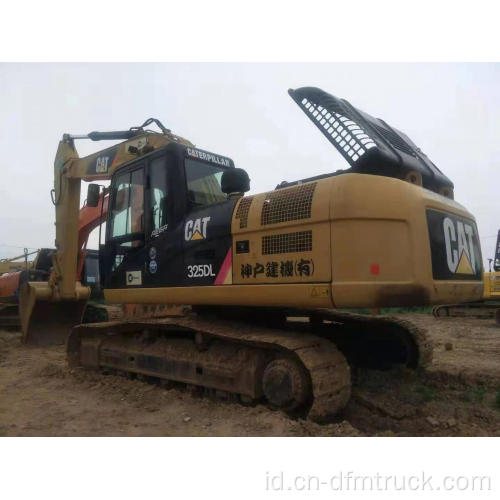 Excavator Carterpillar CAT325DL bekas pakai